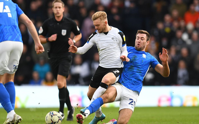 斯托克城战平哈德斯菲尔德，难分胜负()  第2张