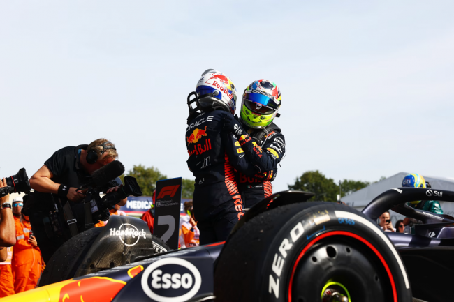 美洲球员飙飞实力，领队赢得连胜()  第1张